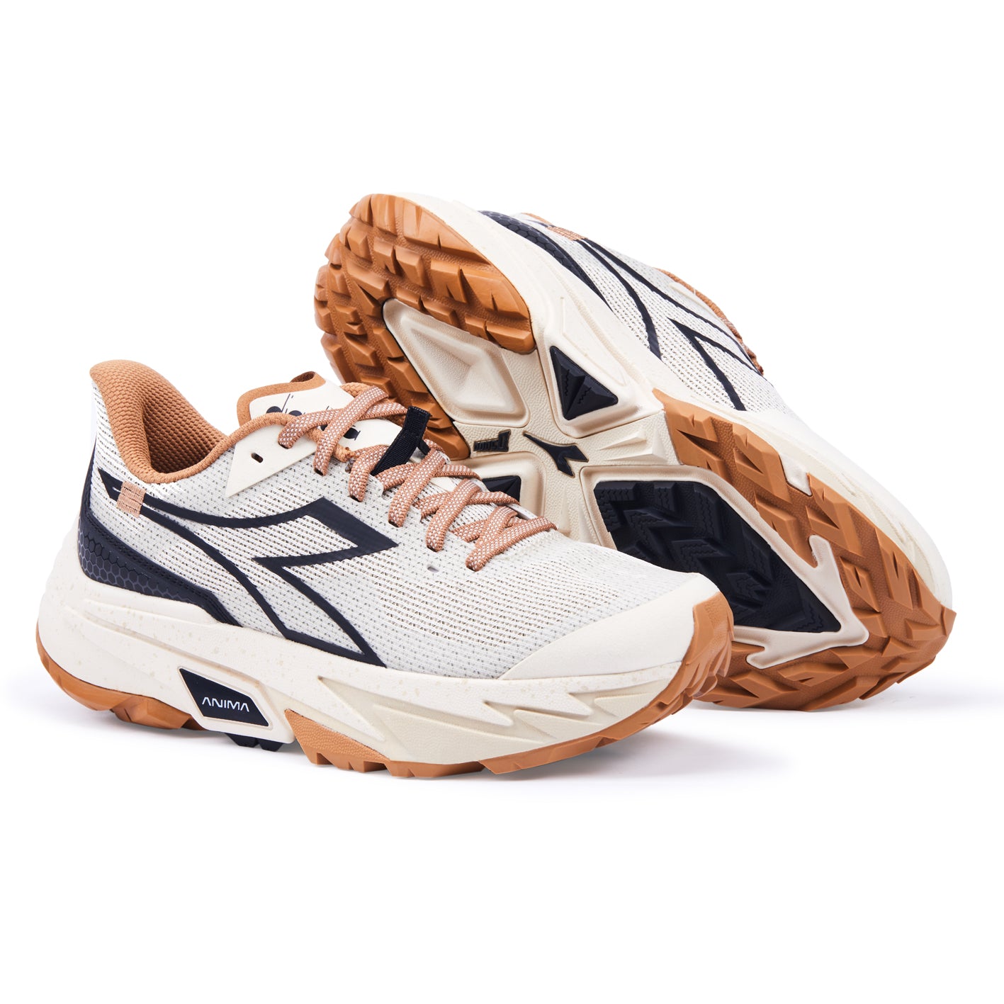 sestriere#d1244-whisper-white/black/biscuit