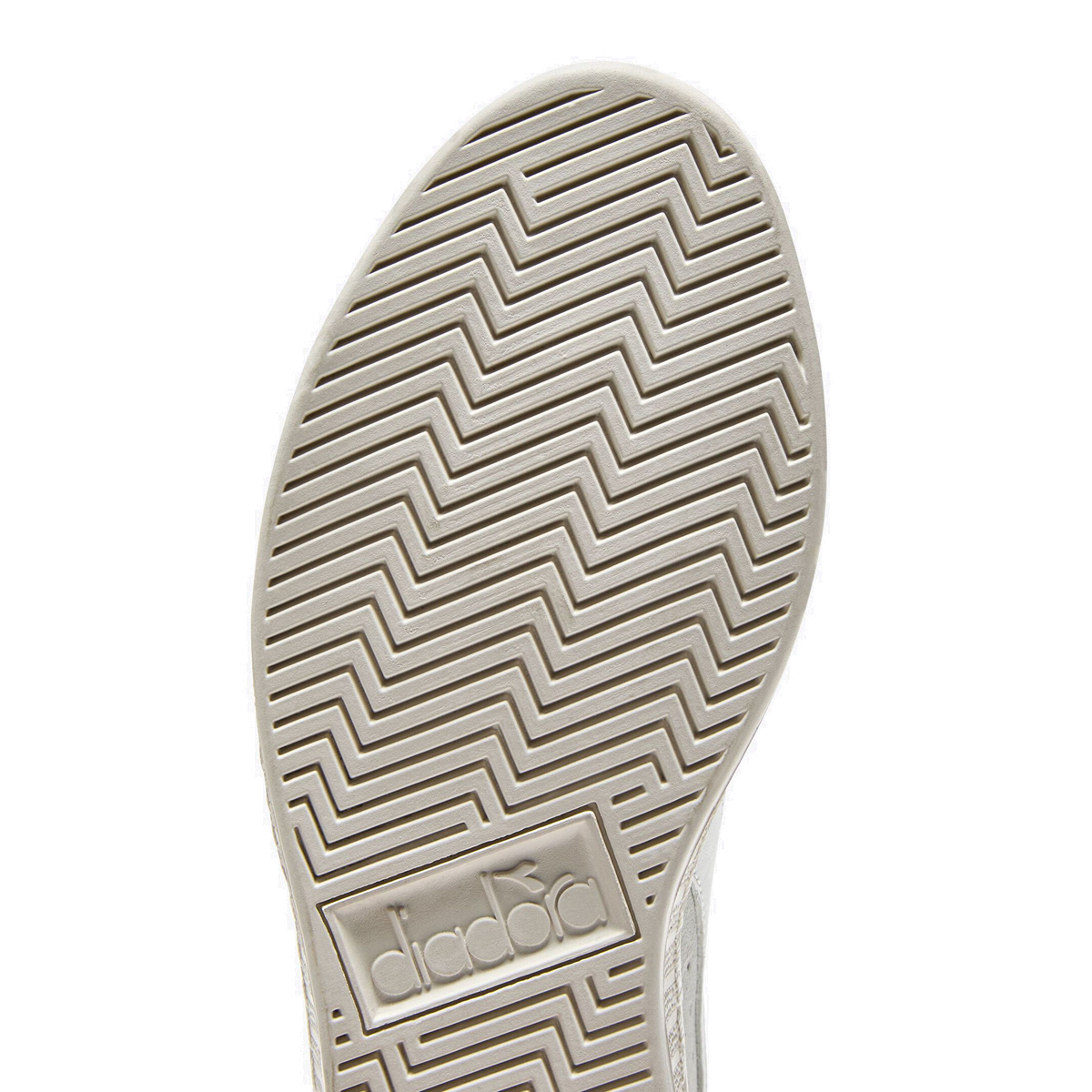 D126 STAR WHITE/INFINITY