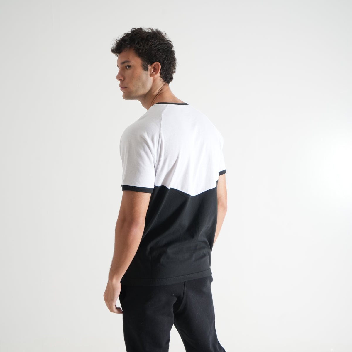 camilo-tee#negro/blanco