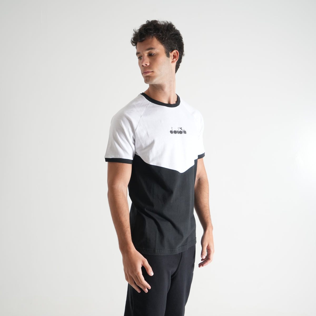 camilo-tee#negro/blanco
